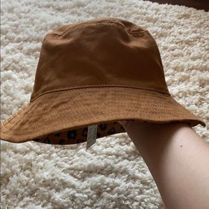 Madewelll Bucket Hat